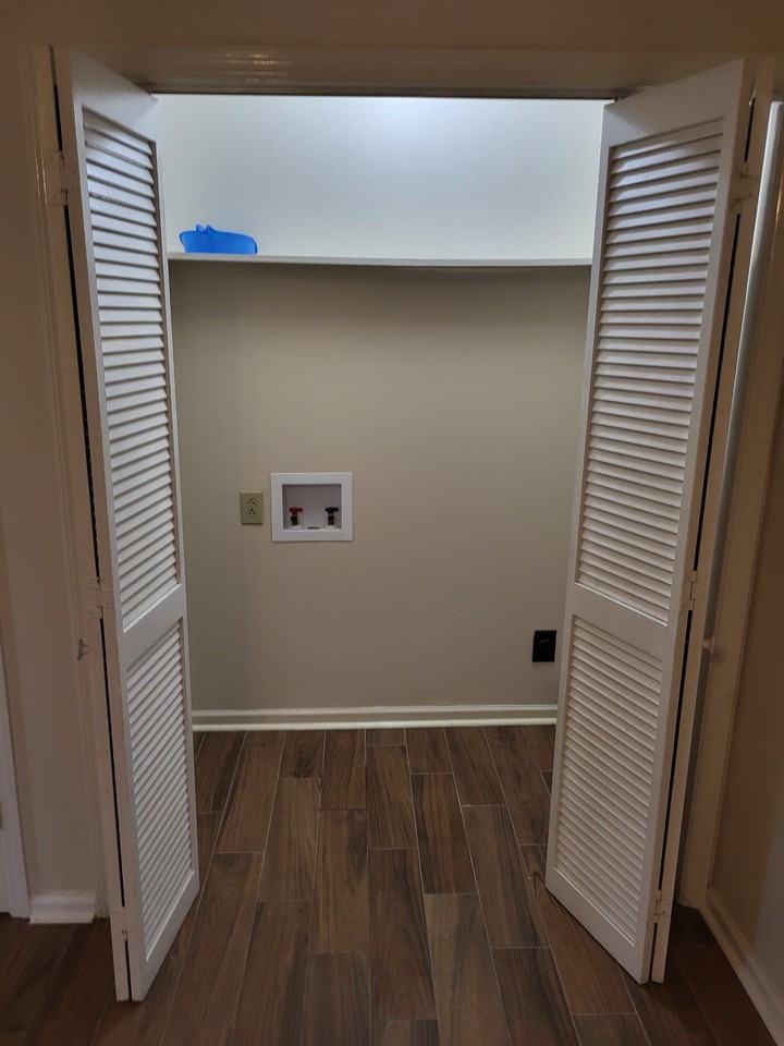 1860 Lowe St - Photo 7 of 16