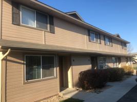 featured image of 1207 S Ivy St