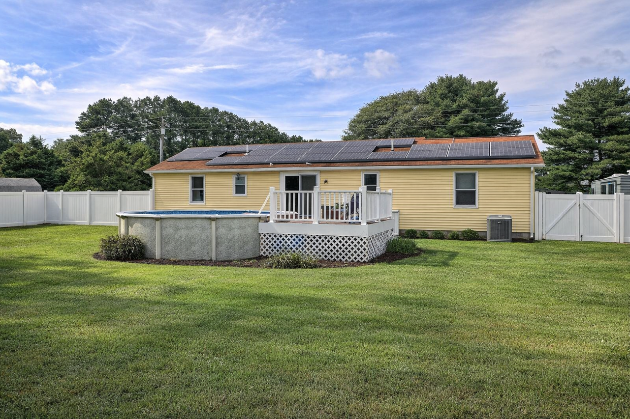 14788 Josephs Rd - Photo 3 of 12