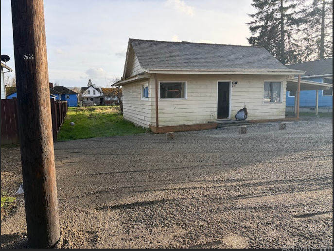 300 E Curtis St - Photo 3 of 3