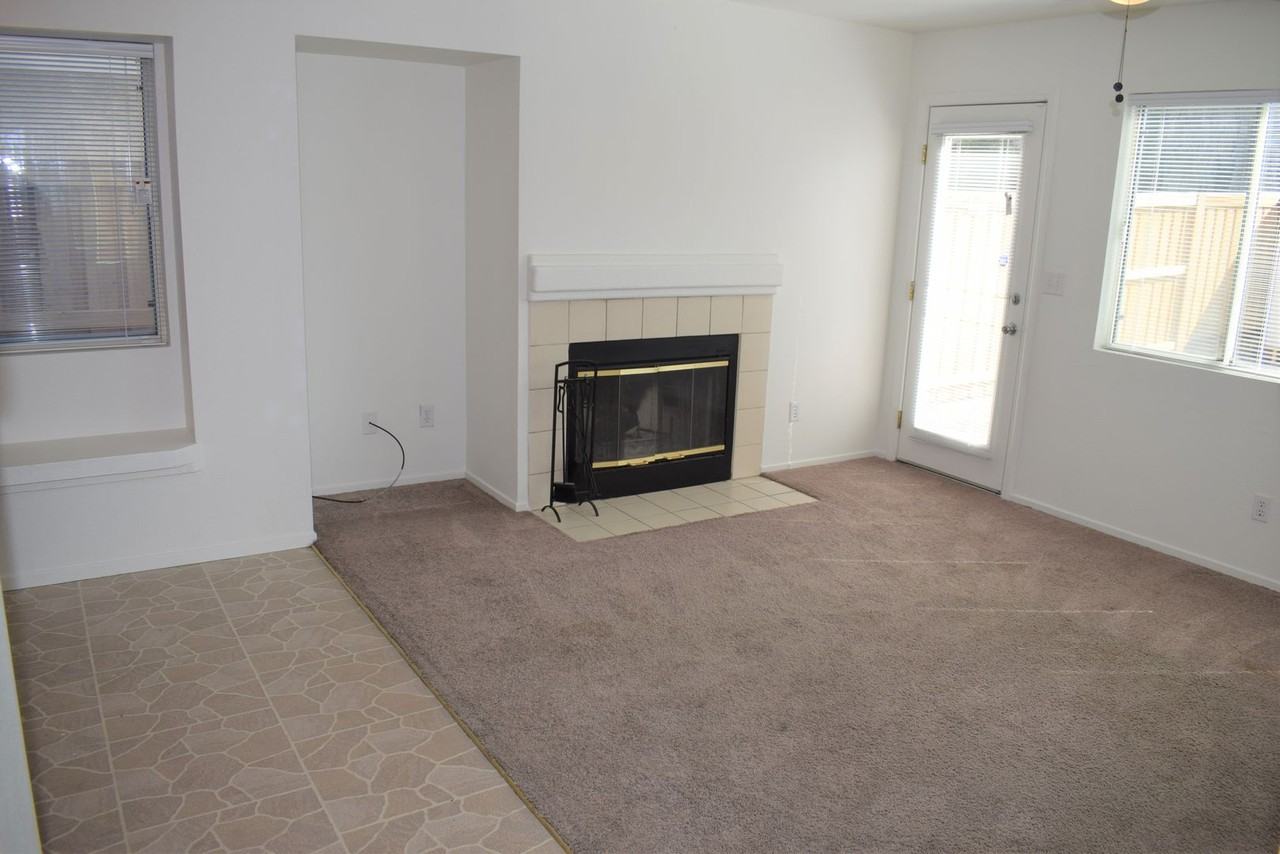 8103 Primoak Way - Photo 5 of 19