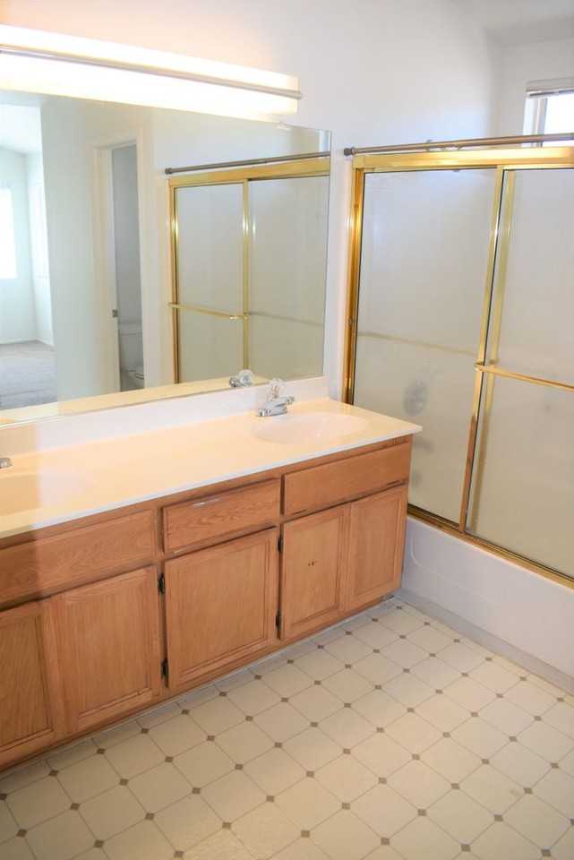 8103 Primoak Way - Photo 2 of 19