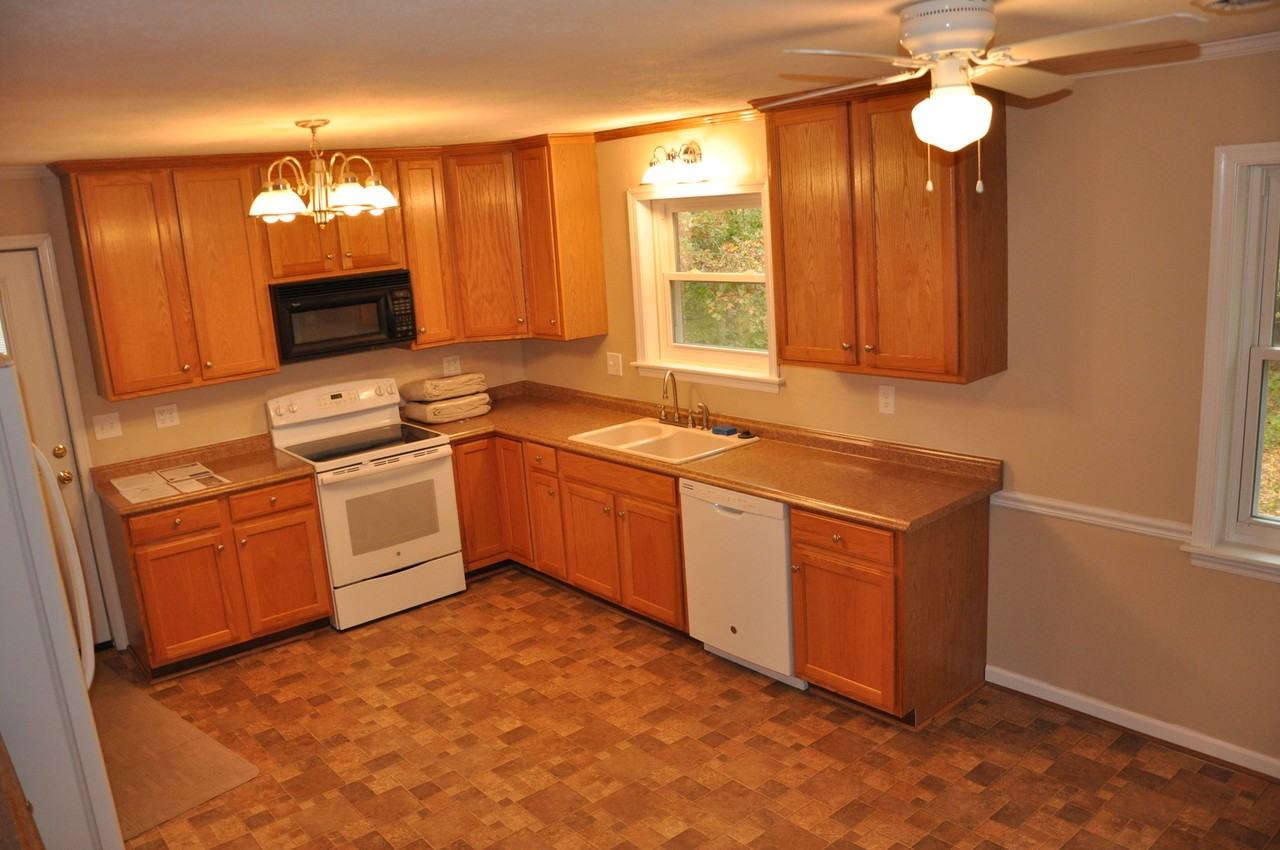 2703 Indian Run Rd - Photo 4 of 30