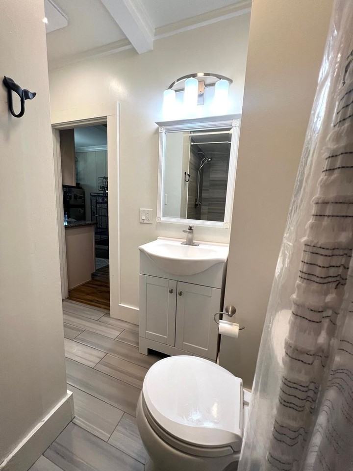 439 N Coast Hwy - Photo 5 of 12