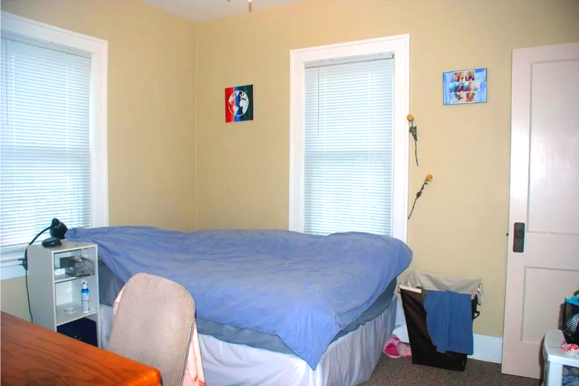 2080 Roblyn Ave - Photo 5 of 16