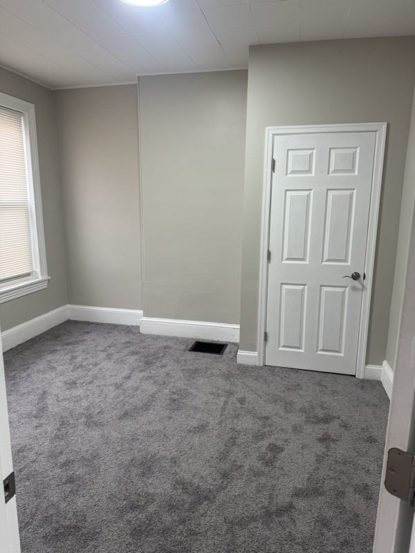 905 N Spruce St - Photo 6 of 15