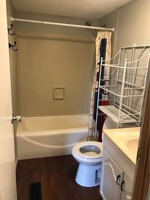 25249 Needham Ln #25249 - Photo 6 of 13