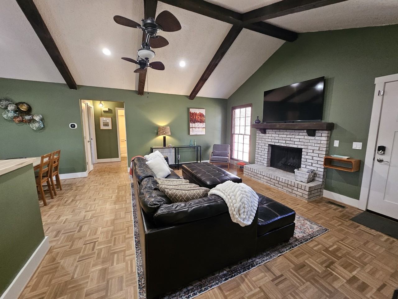 54 Westpine Ct - Photo 4 of 13