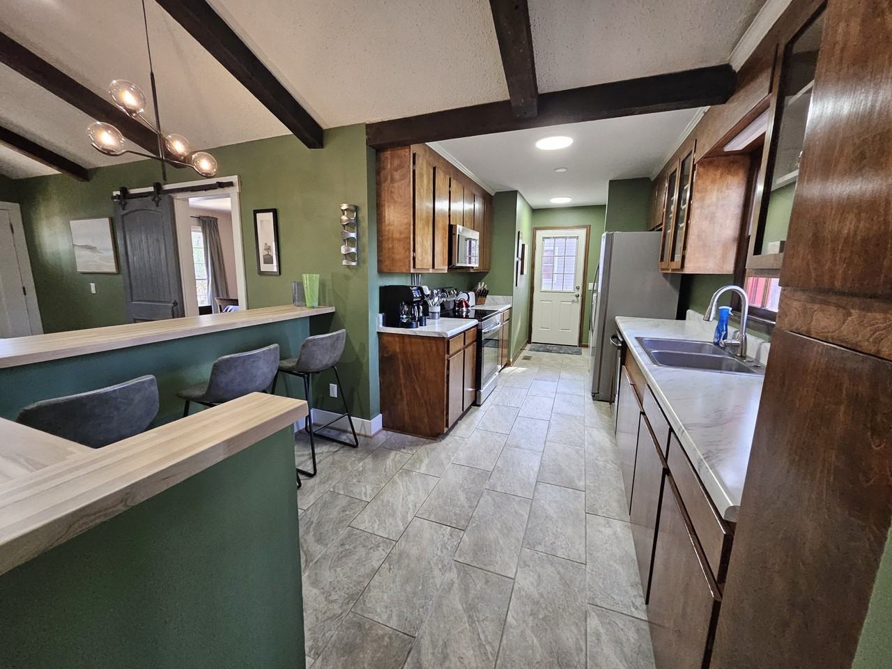 54 Westpine Ct - Photo 5 of 13