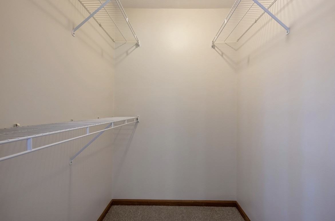 2424 Dawson Ln - Photo 6 of 17