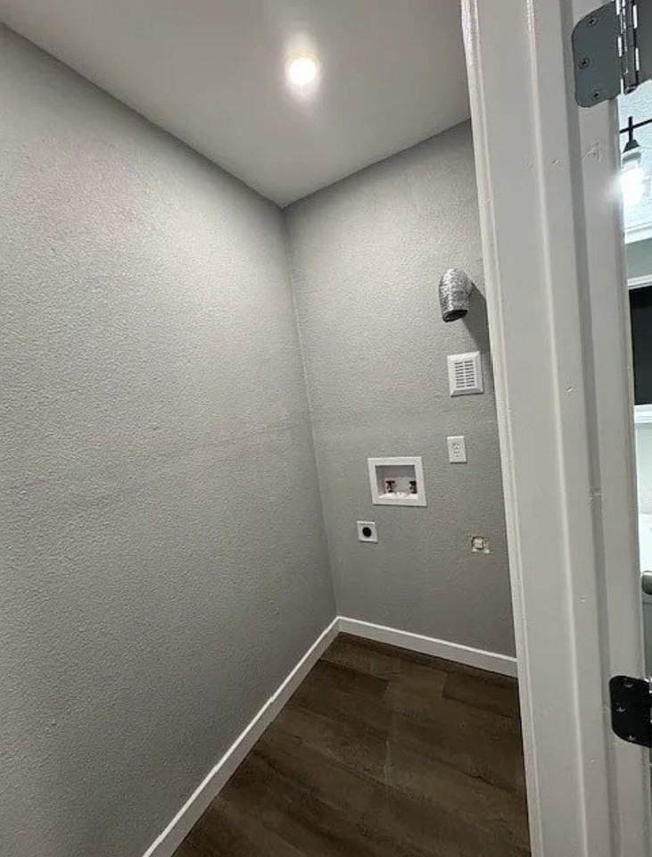 1511 Gurley Ave - Photo 5 of 8