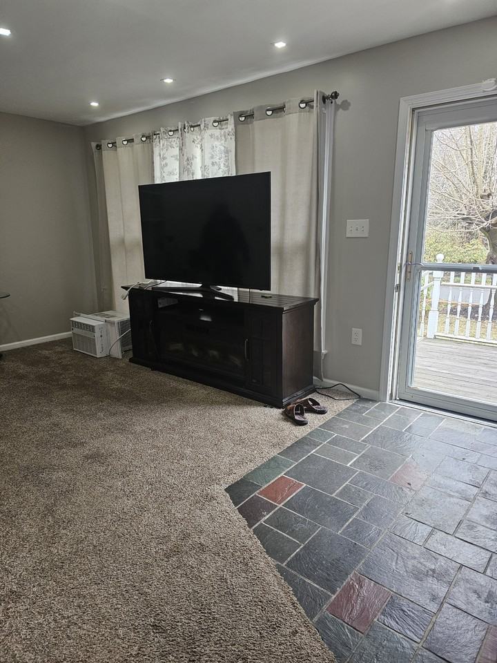 657 Blue Ridge Ave - Photo 4 of 5