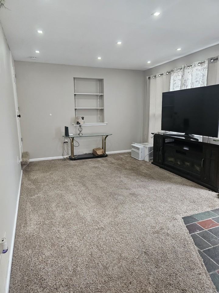 657 Blue Ridge Ave - Photo 5 of 5