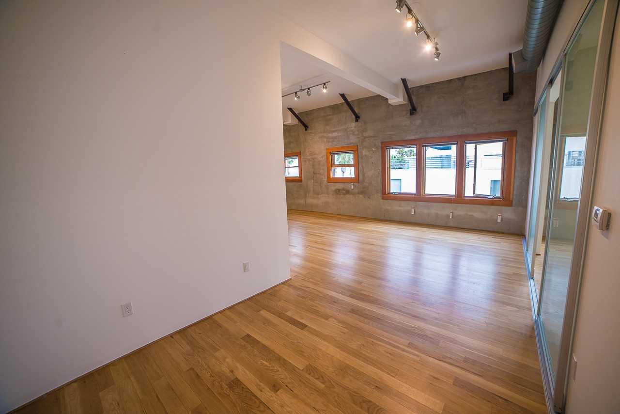 8 Brooks Ave #13 - Photo 3 of 20