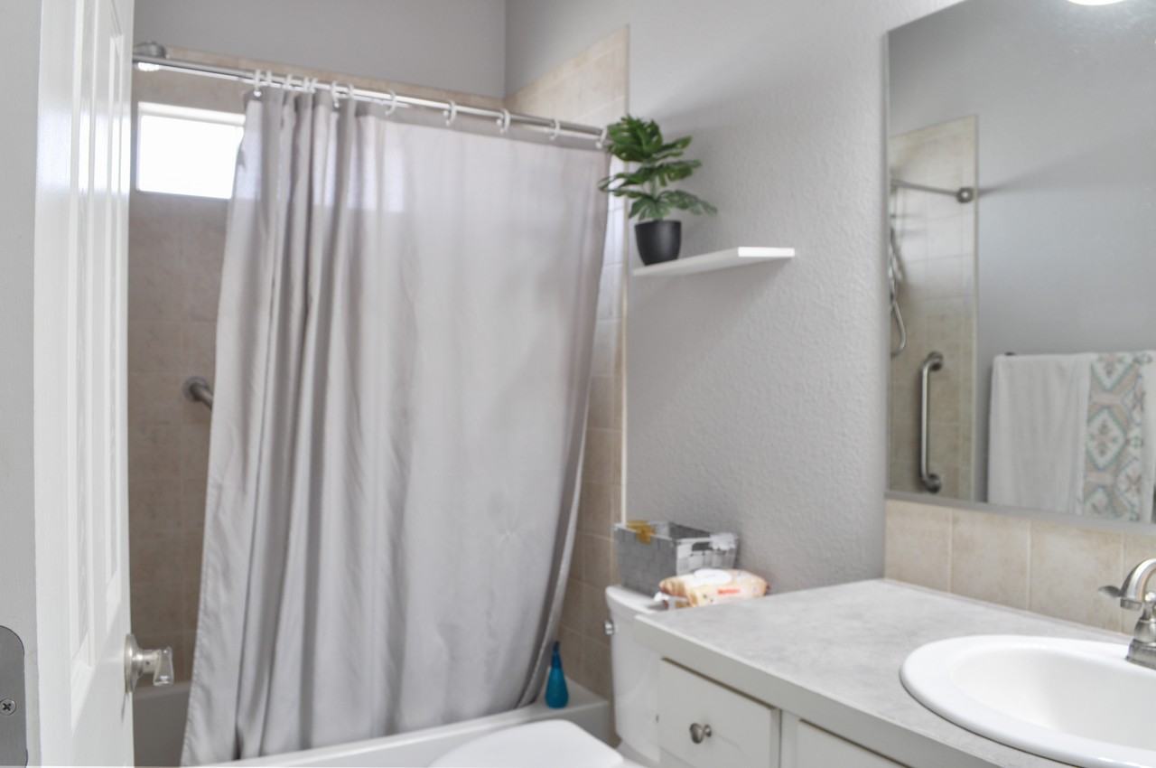 2500 Heather Ln - Photo 5 of 19