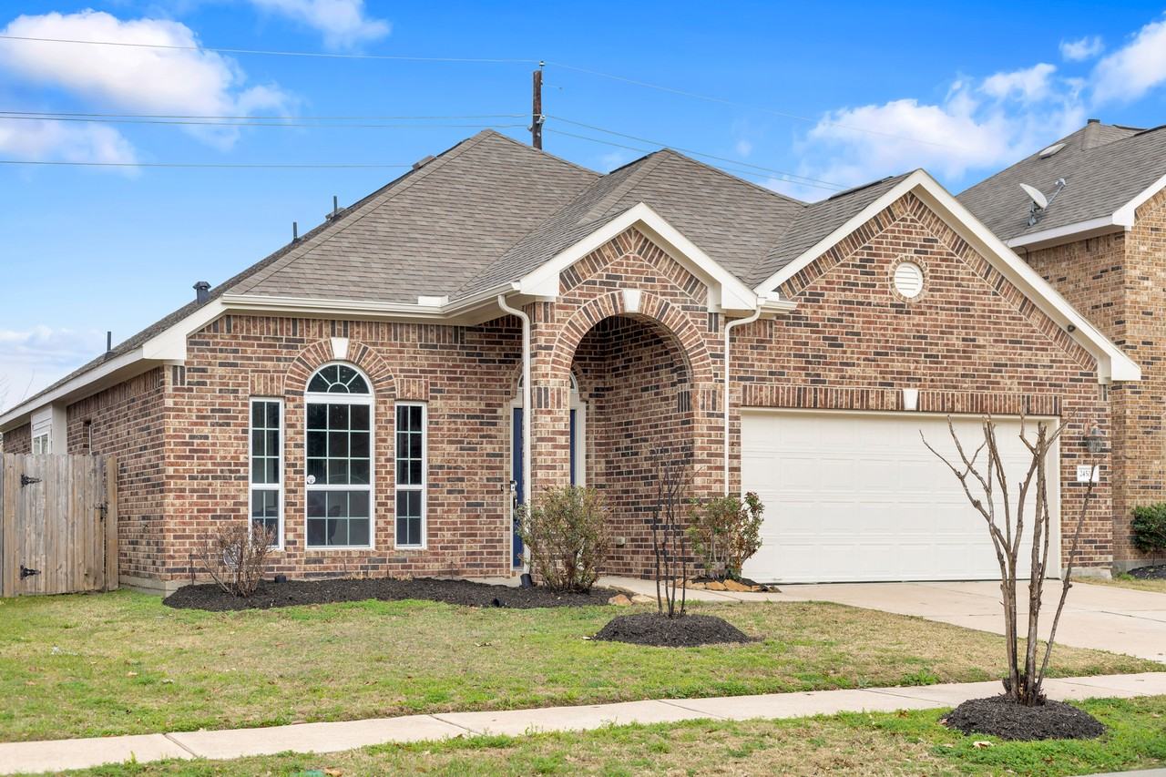 24506 Forest Canopy Dr - Photo 2 of 20