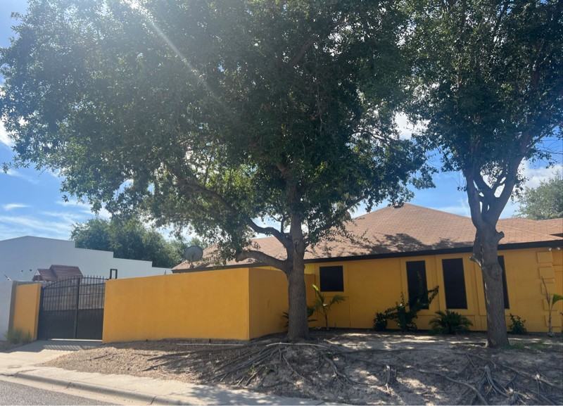 409 Gaucho Ln - Photo 2 of 17