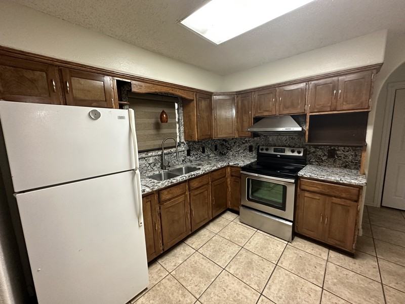 409 Gaucho Ln - Photo 5 of 17