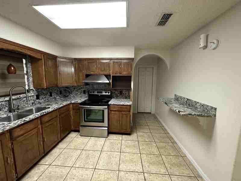 409 Gaucho Ln - Photo 6 of 17