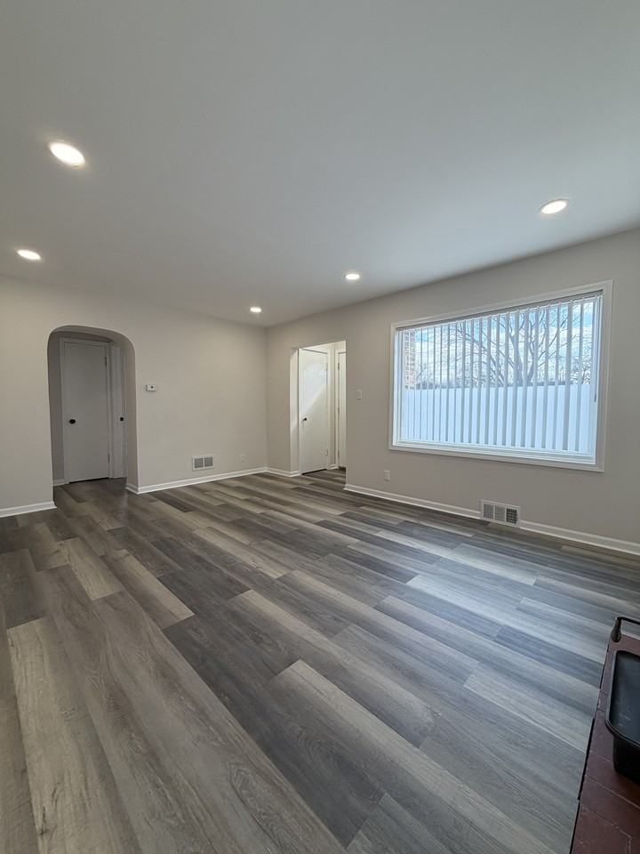 1822 187th St - Photo 6 of 20