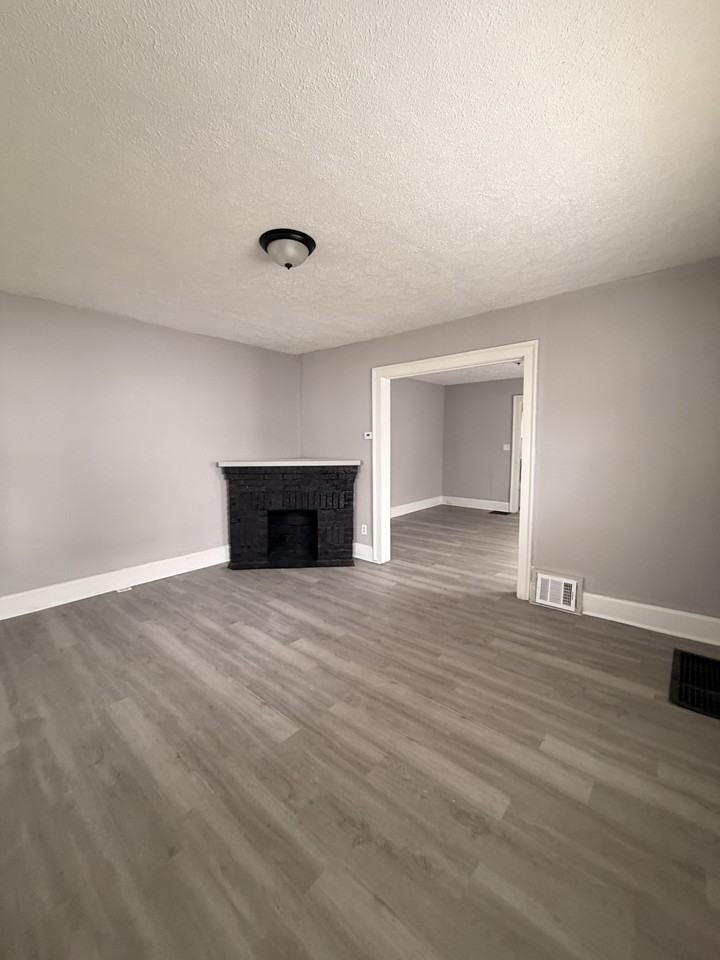 156 Arthur Ave #1 - Photo 2 of 8