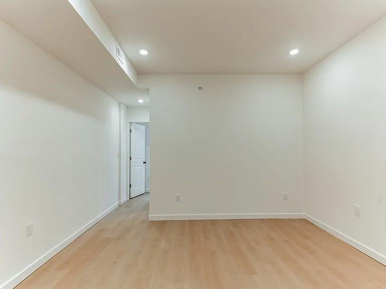 6116 Wister St #A - Photo 4 of 6