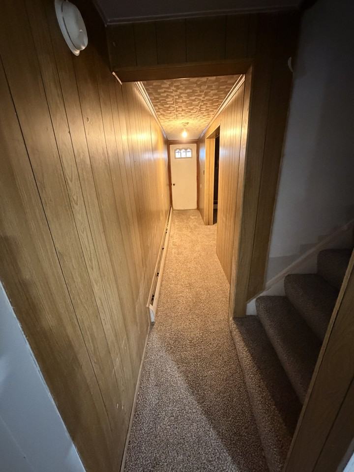 118 W Washington St - Photo 4 of 17