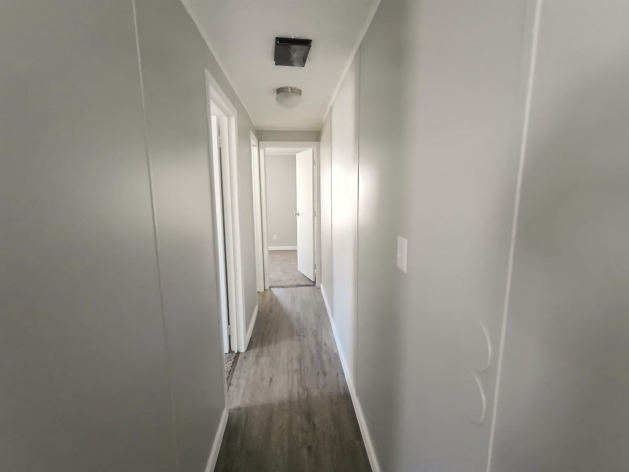 42 Deerwood Park - Photo 7 of 12