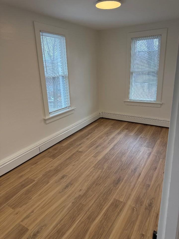 924 N 5th St - Photo 7 of 15