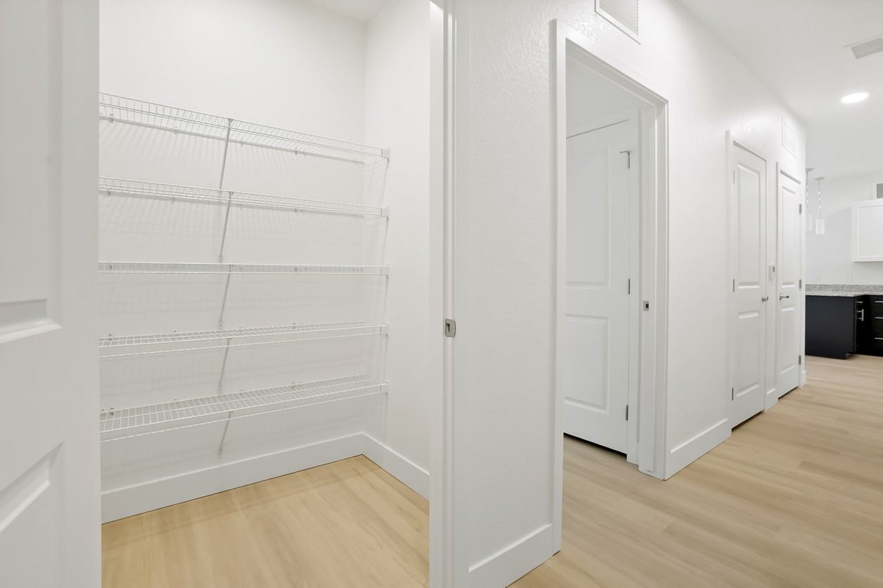 2950 Andhawthorn Avenue #112-5 - Photo 5 of 12