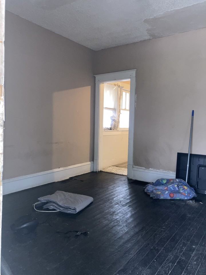 1628 E Grand Ave - Photo 2 of 20