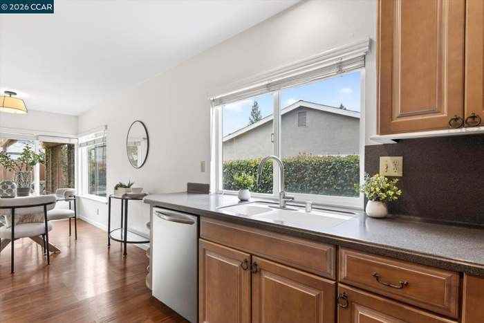 3409 Loreto Dr - Photo 3 of 18