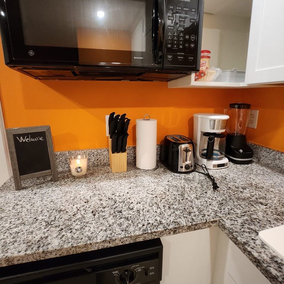 4869 Tchoupitoulas St #A - Photo 5 of 11