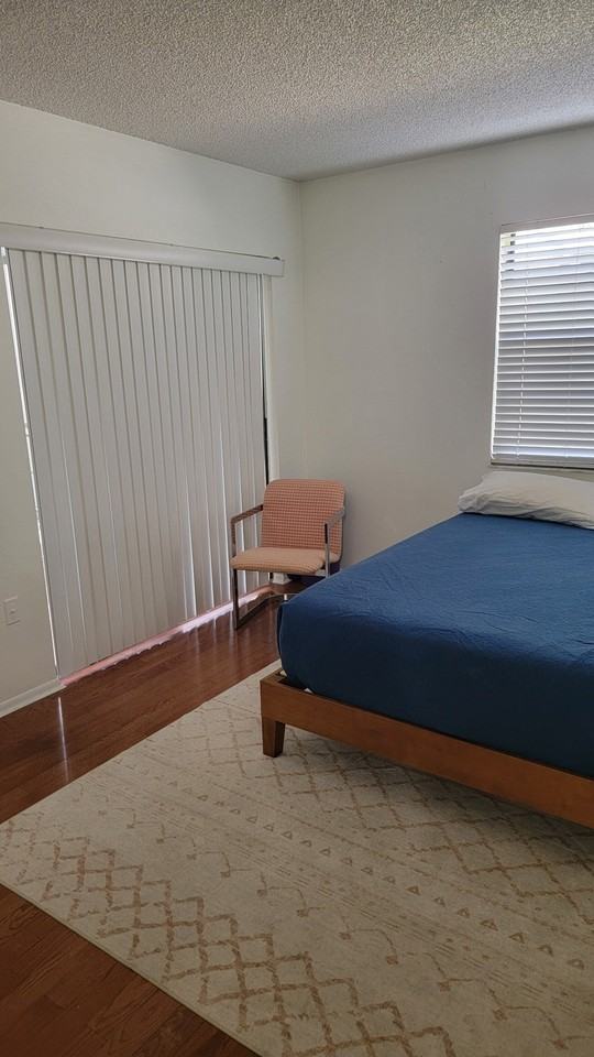 5647 Summerside Ln - Photo 2 of 18