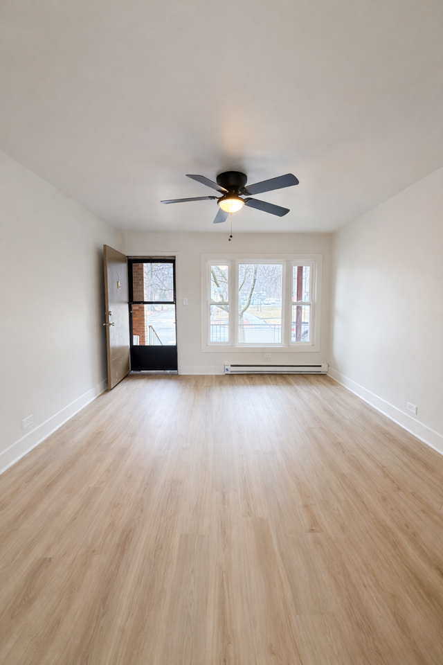 11043 S Longwood Dr #5 - Photo 3 of 9