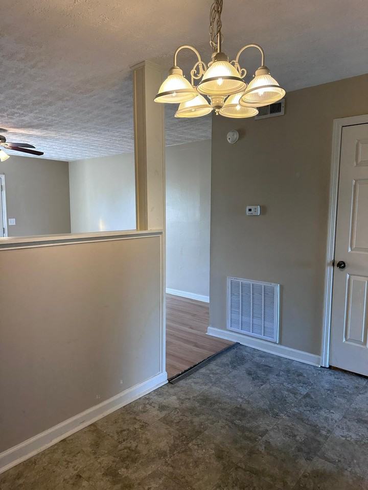 409 Claymar Dr #C - Photo 4 of 10