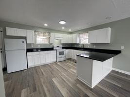 featured image of 101 Gibbons St