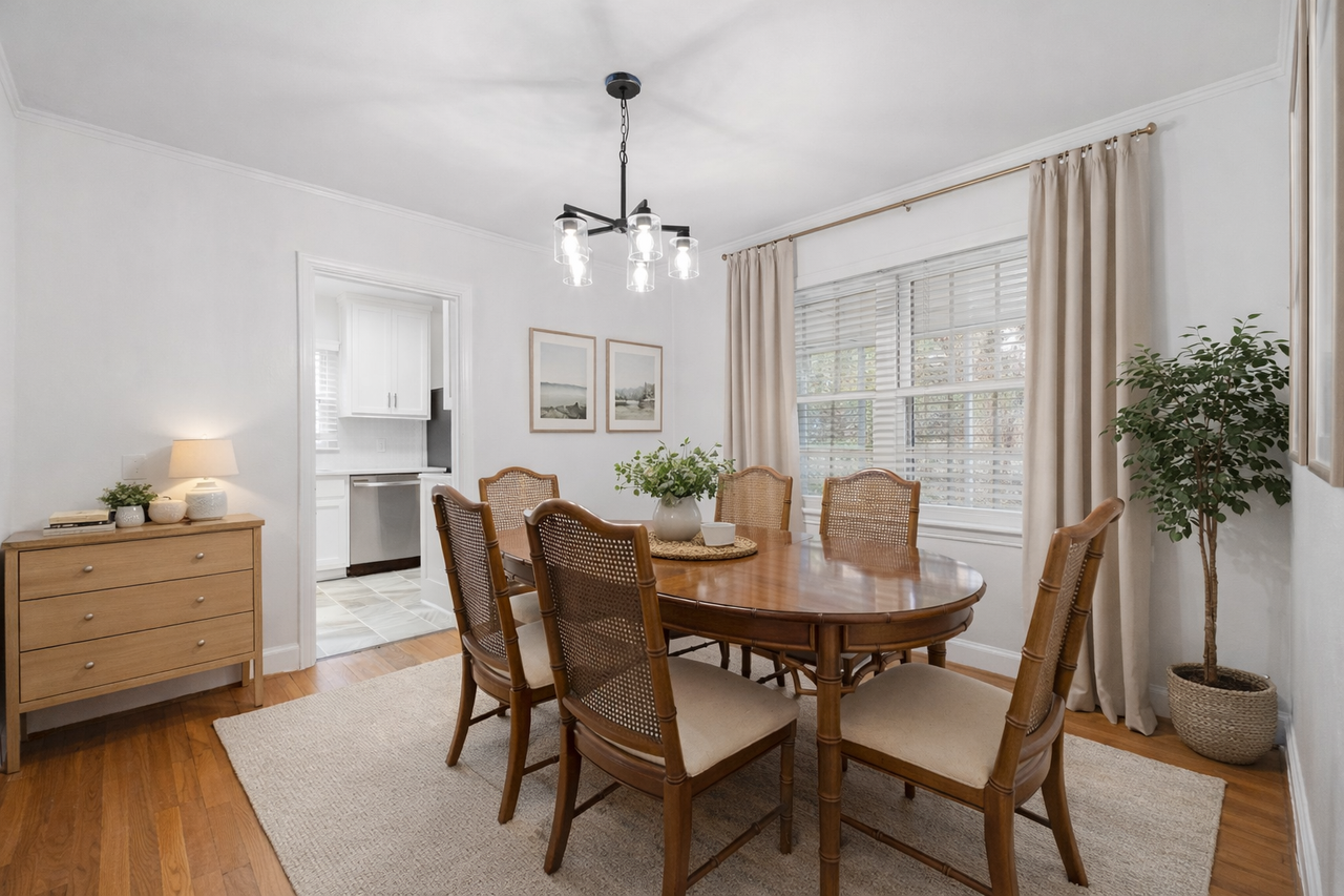 1504 Hixson Pike - Photo 2 of 19