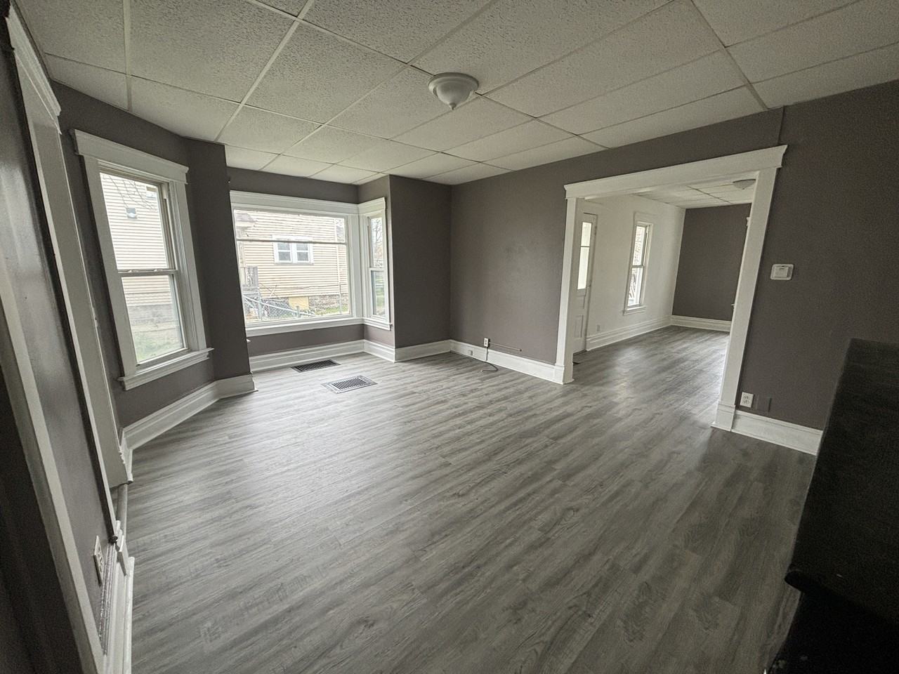 633 W North St #1 - Photo 3 of 13