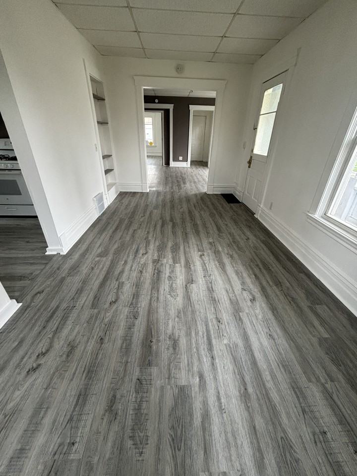 633 W North St #1 - Photo 7 of 13