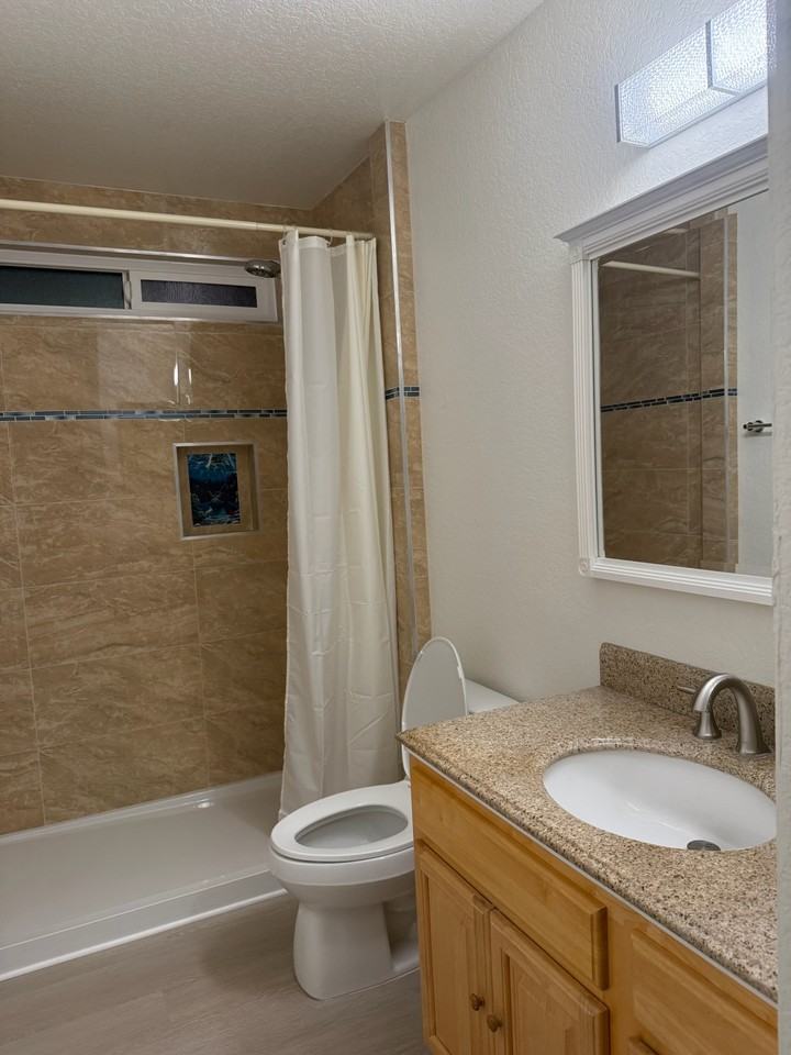 16321 Siskiyou Rd #6 - Photo 4 of 8