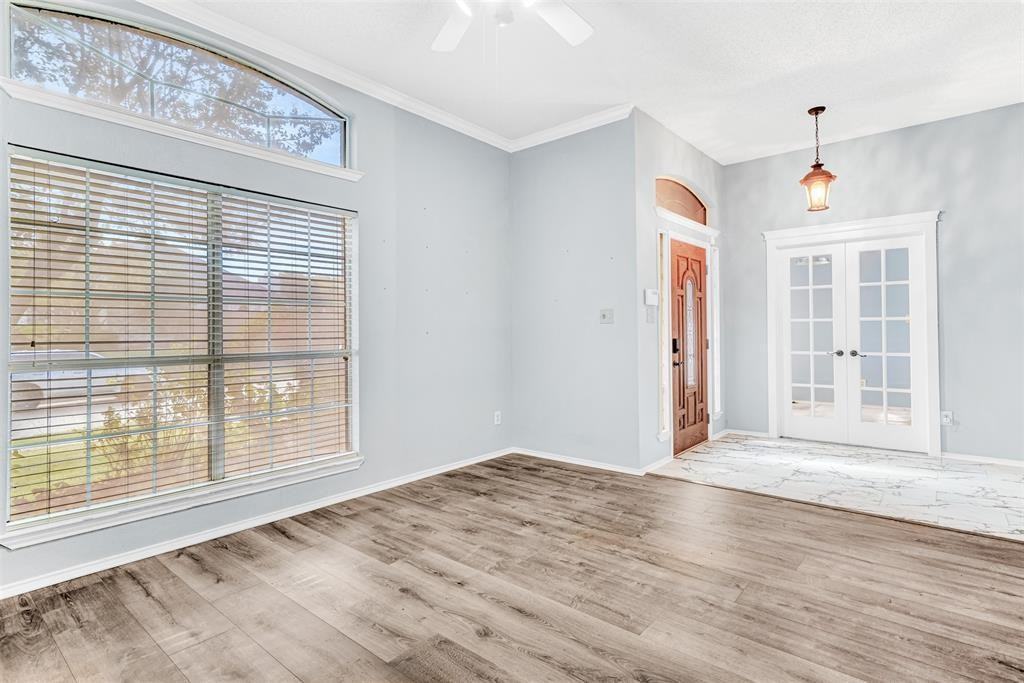 1401 Nrebury Lane - Photo 6 of 13