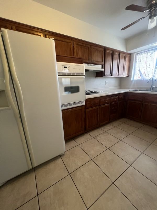 10357 W Peoria Ave - Photo 4 of 7