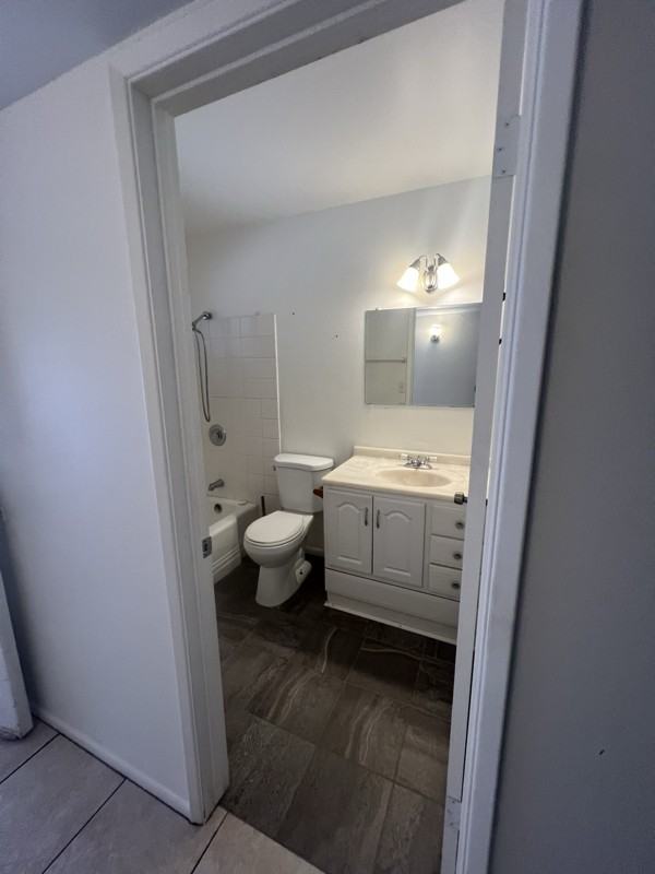 10357 W Peoria Ave - Photo 5 of 7