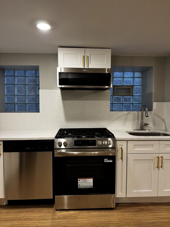 3716 N Racine Ave #G - Photo 3 of 18