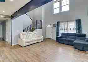 featured image of 1745 Wood Pl