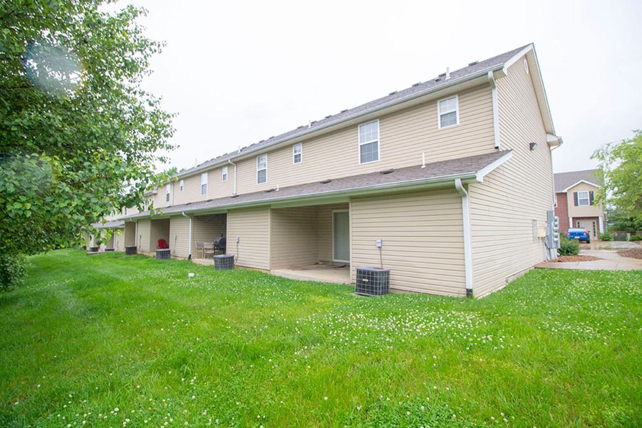 1621 Citadel Dr - Photo 2 of 34