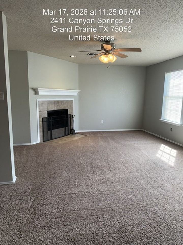 2411 Canyon Springs Dr - Photo 5 of 17