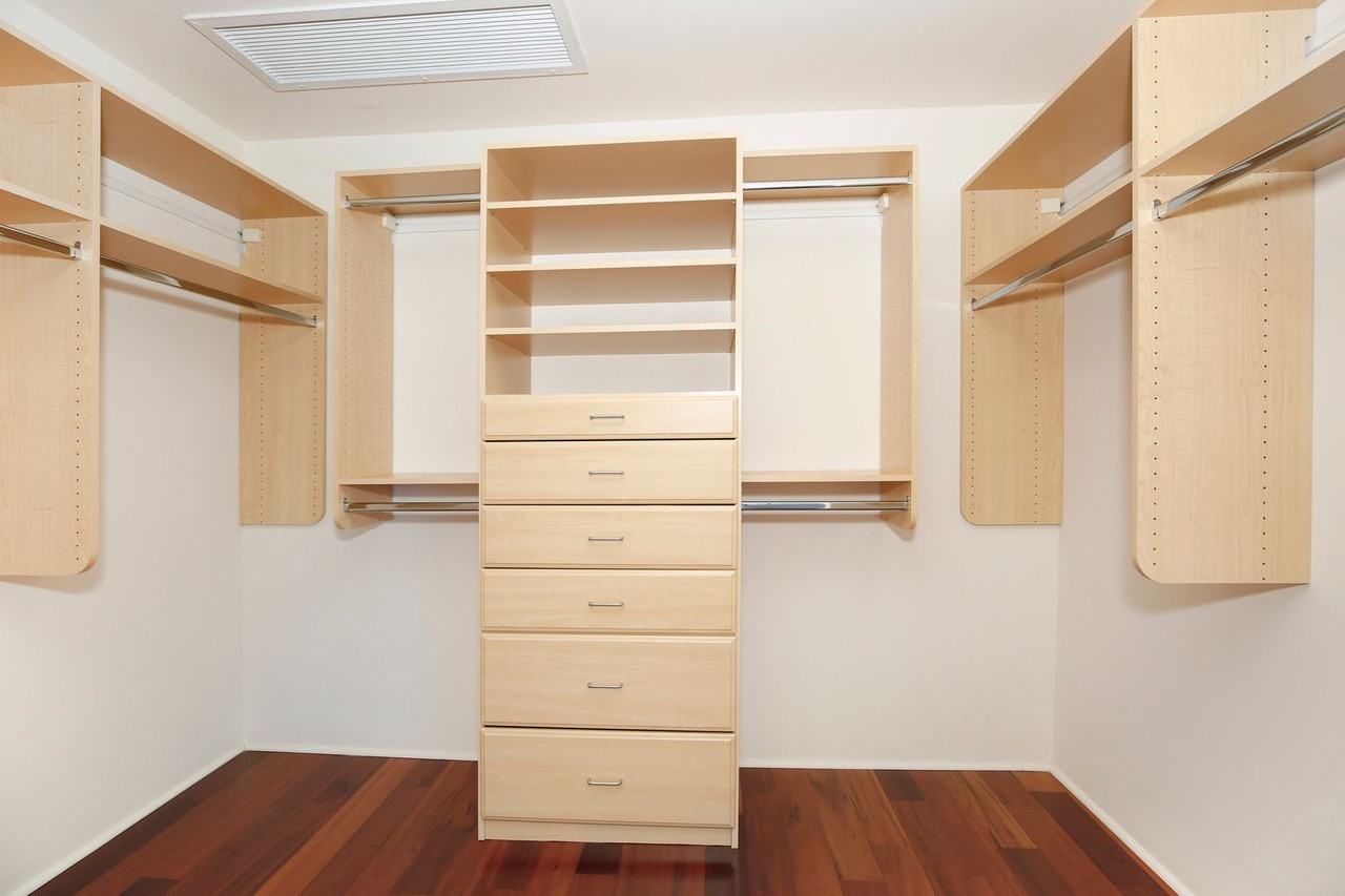 1199 Bishop St #22 - Photo 7 of 26