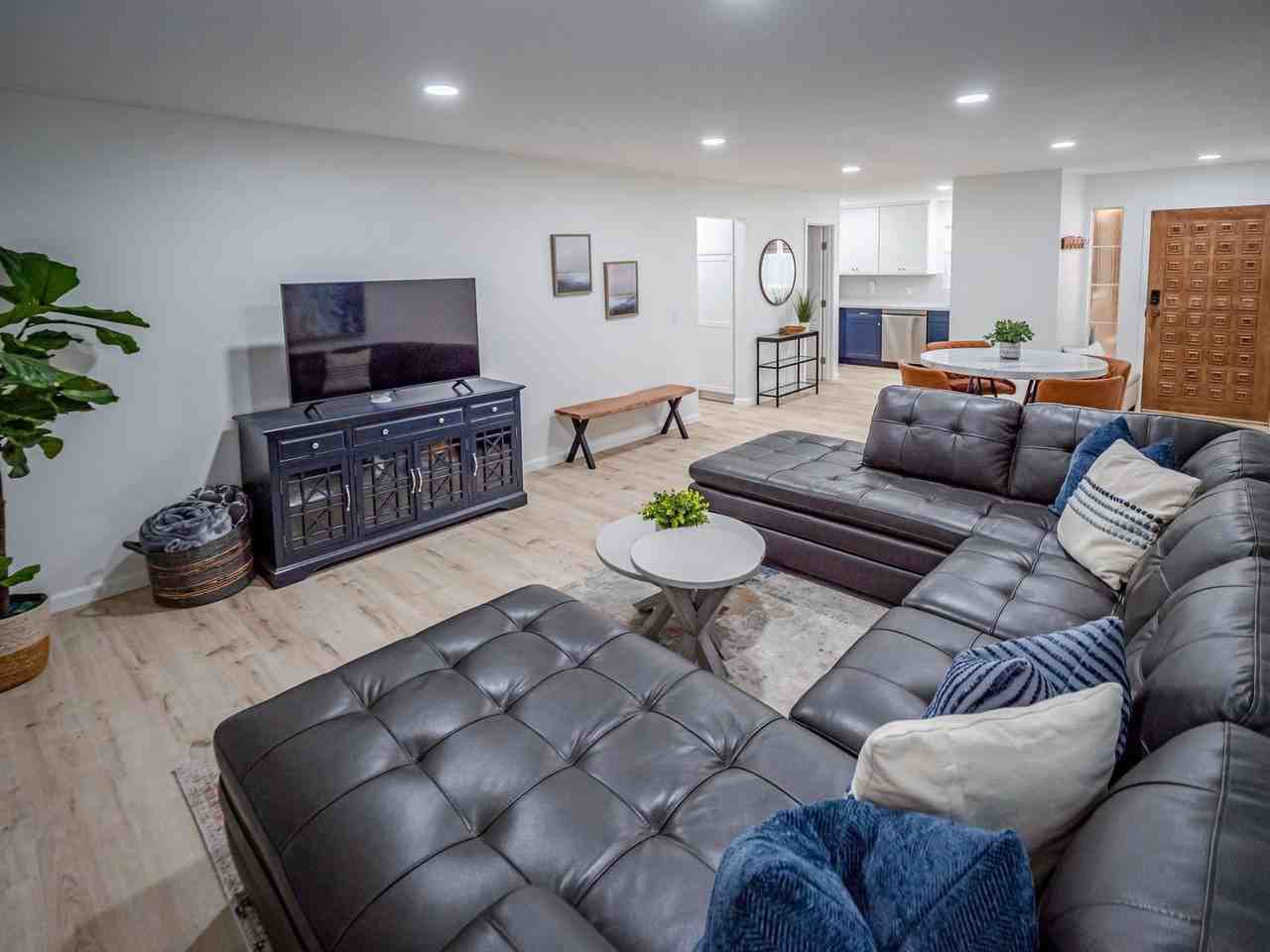 2600 Torrey Pines Rd #A12 - Photo 6 of 35